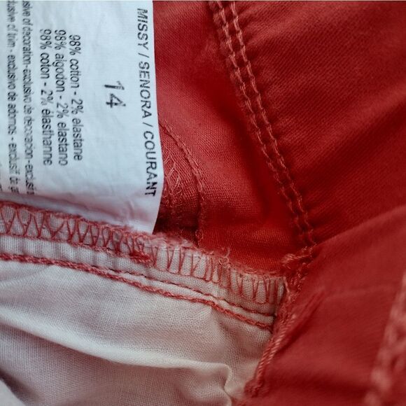 Gloria Vanderbilt shorts  - Picture 3 of 7